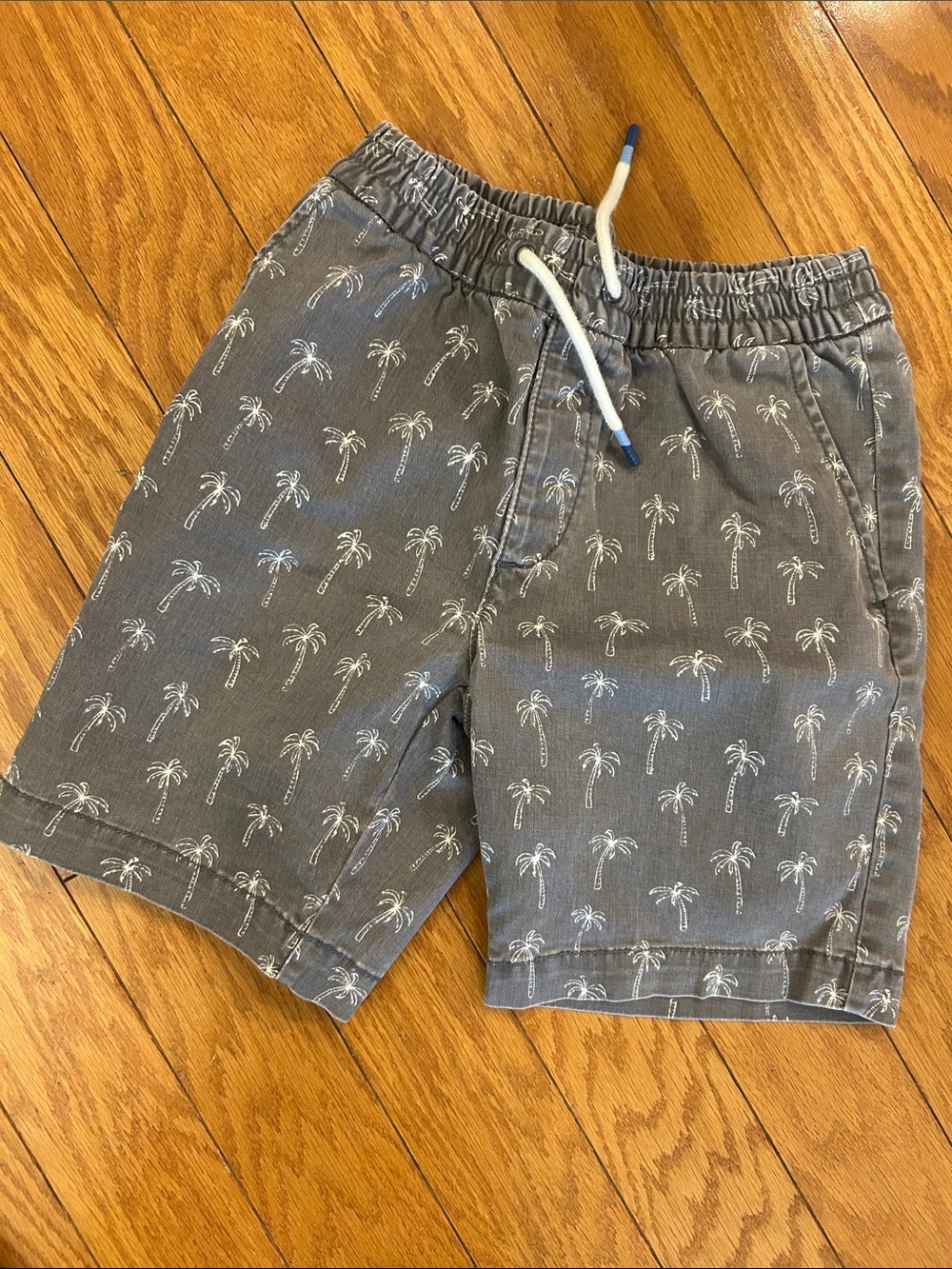 GAP Gray Palm-Print Pull-On Shorts with Drawstring